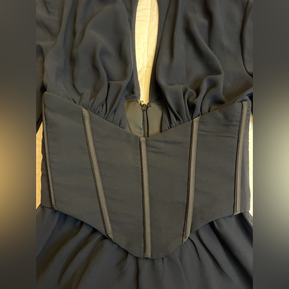 Oh Polly Joelene Long Sleeve Plunge Neck Mini Dress in Black NWT - Picture 7 of 12